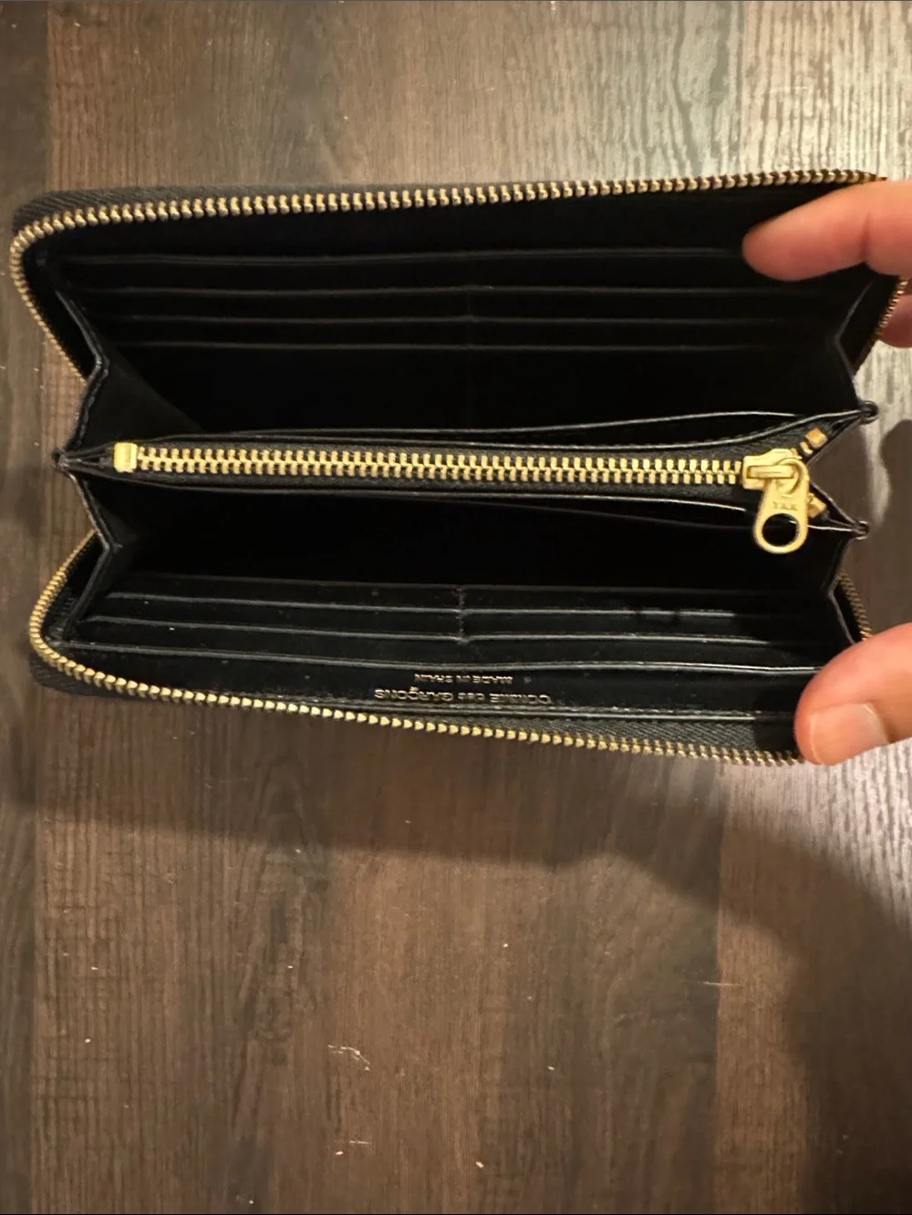 COMME des GARÇONS Leather Black Zip Wallet with White Logo